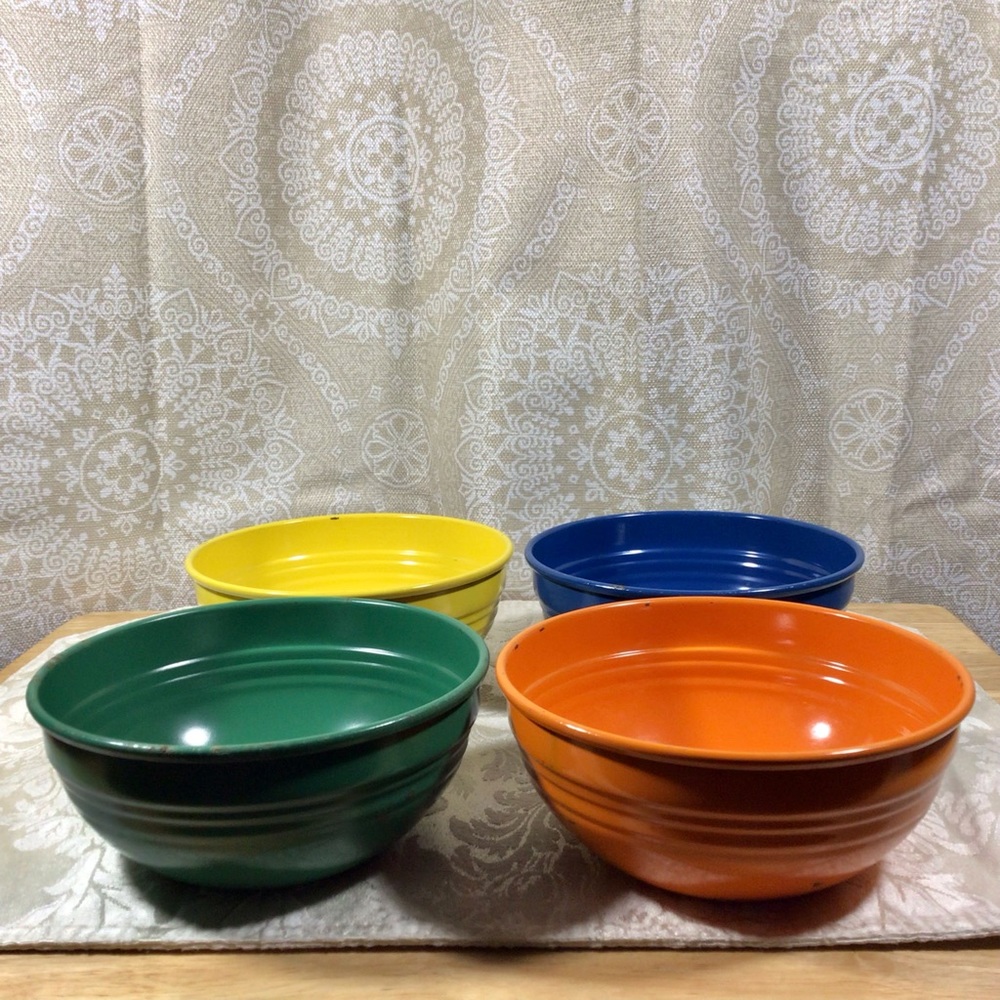 Vintage Fiesta Go Along Metal 5 Piece Popcorn Bowl Set - Picture 3 of 9